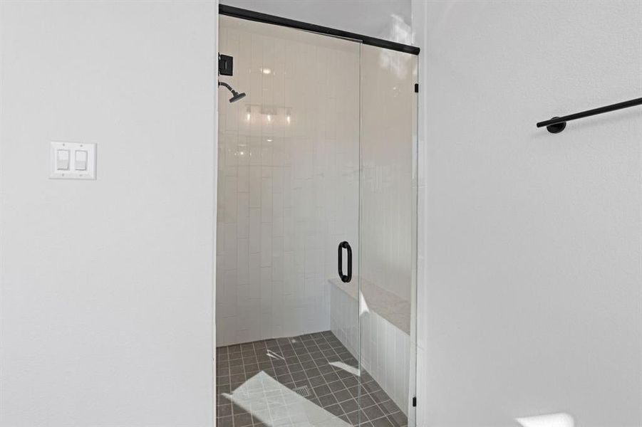 DAL_Painted Tree_Easton_3925 Menard Street (27) DAL_Painted Tree_Easton_3925 Menard Street (27)