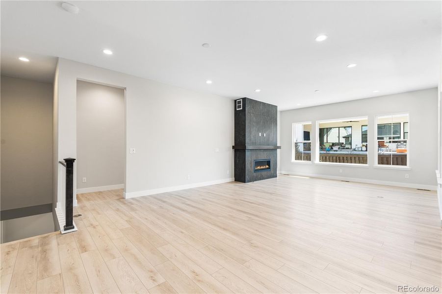 Image 32 of a home in Reflection at Solstice.