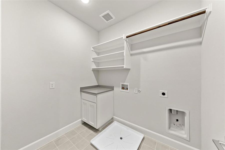 Furnished interior in a model home at The Highlands in Rockwall (Image 48). Furnished interior in a model home at The Highlands in Rockwall (Image 48).