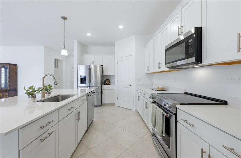 Furnished interior view inside a new home in , Englewood (Image 9).