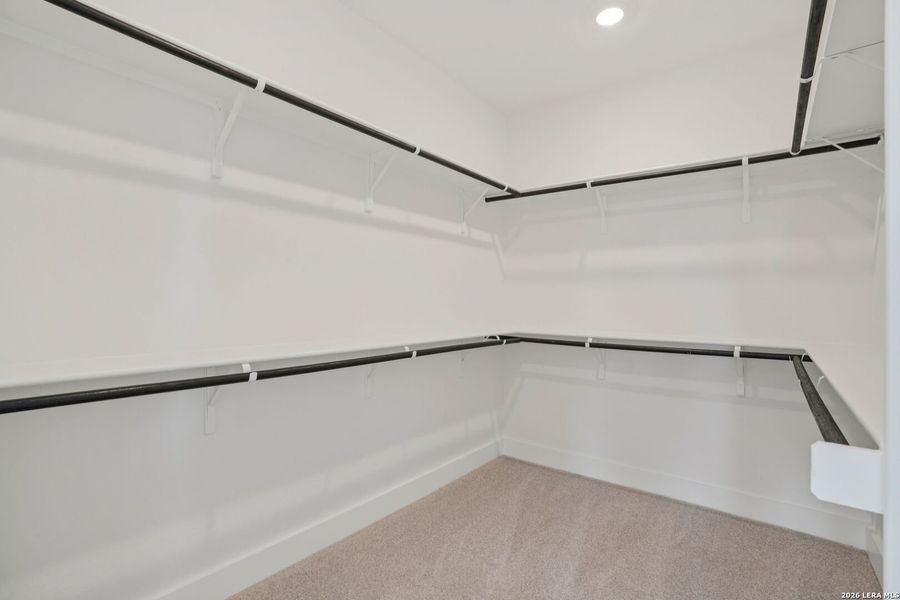 Spacious, unfurnished interior of a new home in Carmel Ranch, Schertz (Image 22). Spacious, unfurnished interior of a new home in Carmel Ranch, Schertz (Image 22).