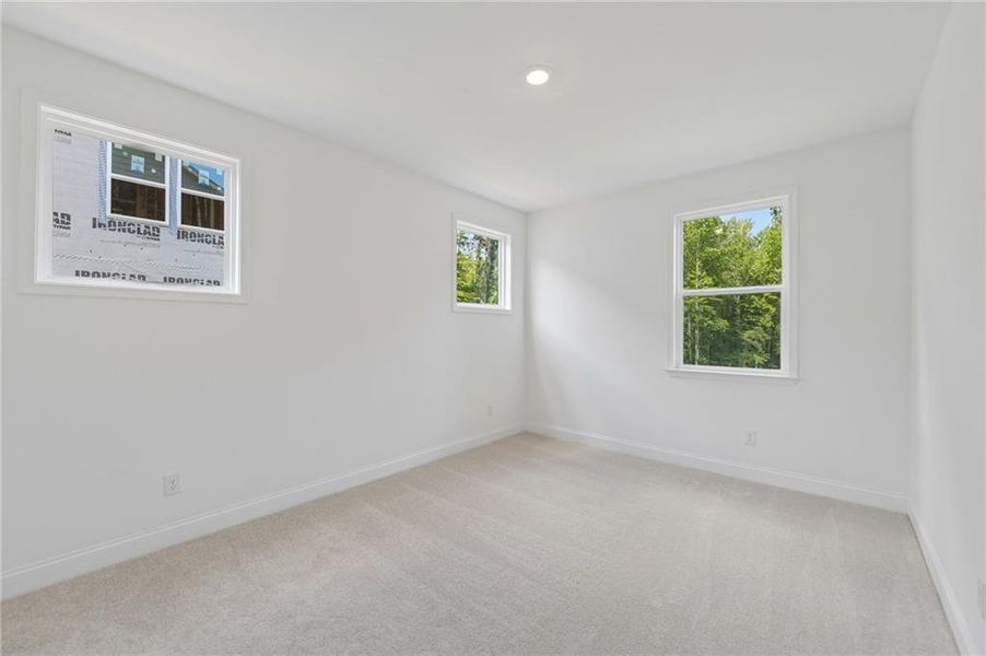 Spacious, unfurnished interior of a new home in Bailey Fence, Dacula (Image 68).