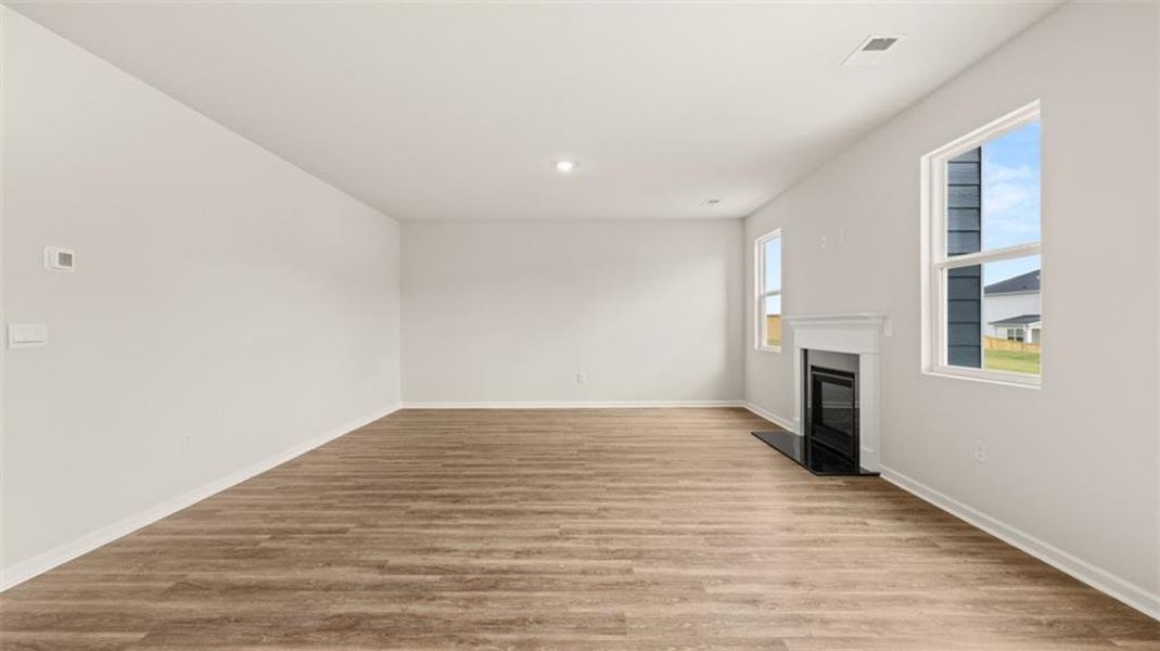 Spacious, unfurnished interior of a new home in Preserve at Dove Creek, Winder (Image 29).