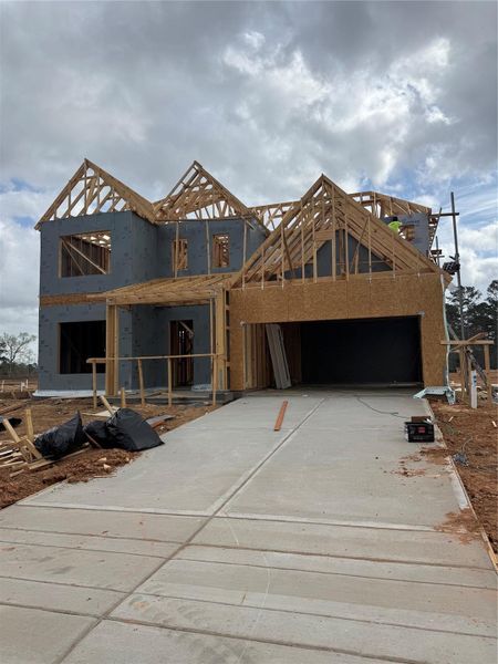 Let us show you how our advanced framing techniques have stood the test of time and allow more insulation for a quieter and more energy efficient home.