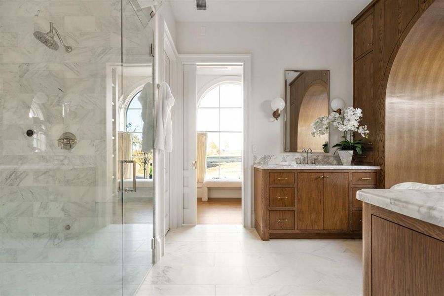 Furnished interior view inside a new home in , Frisco (Image 17).