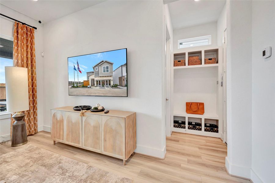 Photo is not of the actual home, but is an inspirational photo of builder’s model home and may depict options, furnishings, and/or decorator features that are not included Photo is not of the actual home, but is an inspirational photo of builder’s model home and may depict options, furnishings, and/or decorator features that are not included