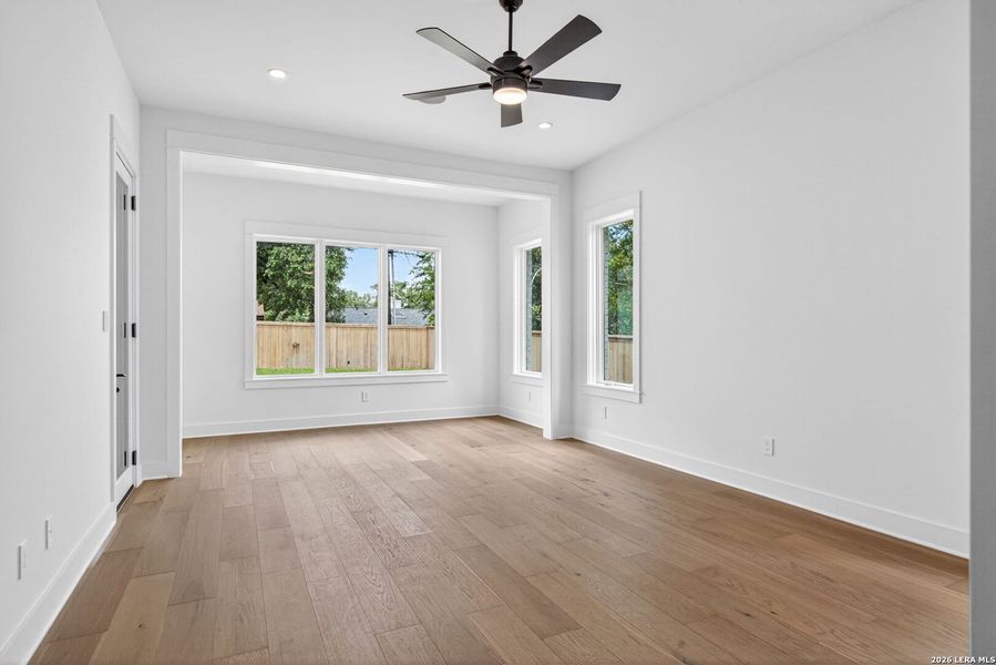 Spacious, unfurnished interior of a new home in , Alamo Heights (Image 45).