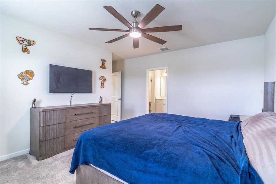 Furnished interior view inside a new home in , St. Cloud (Image 48).