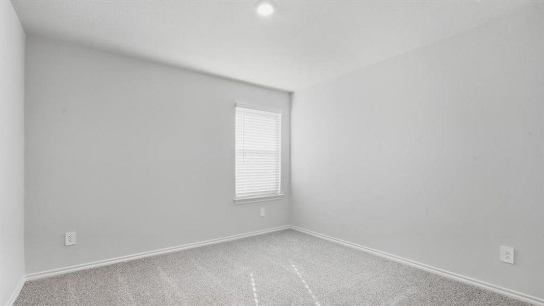 Spacious, unfurnished interior of a new home in Dry Creek, Bridgeport (Image 13).