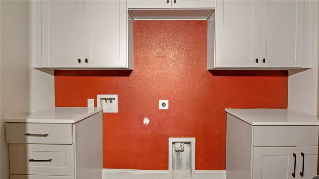 Furnished interior view inside a new home in , Dallas (Image 9).