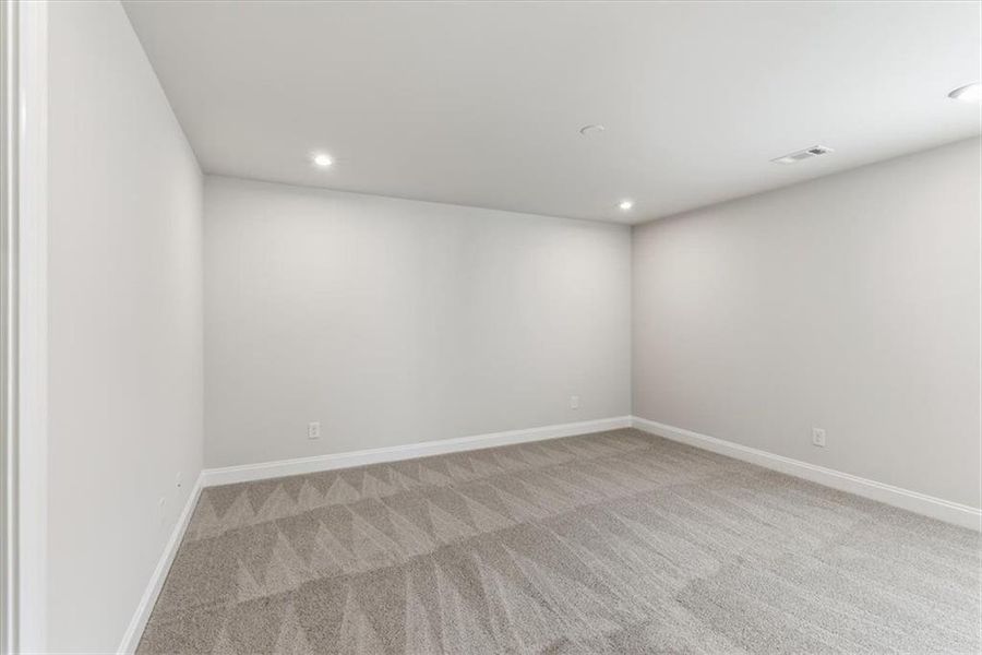 Spacious, unfurnished interior of a new home in Ford Landing, Acworth (Image 16). Spacious, unfurnished interior of a new home in Ford Landing, Acworth (Image 16).
