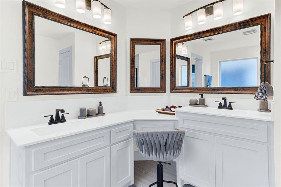 Full bathroom featuring vanity Full bathroom featuring vanity