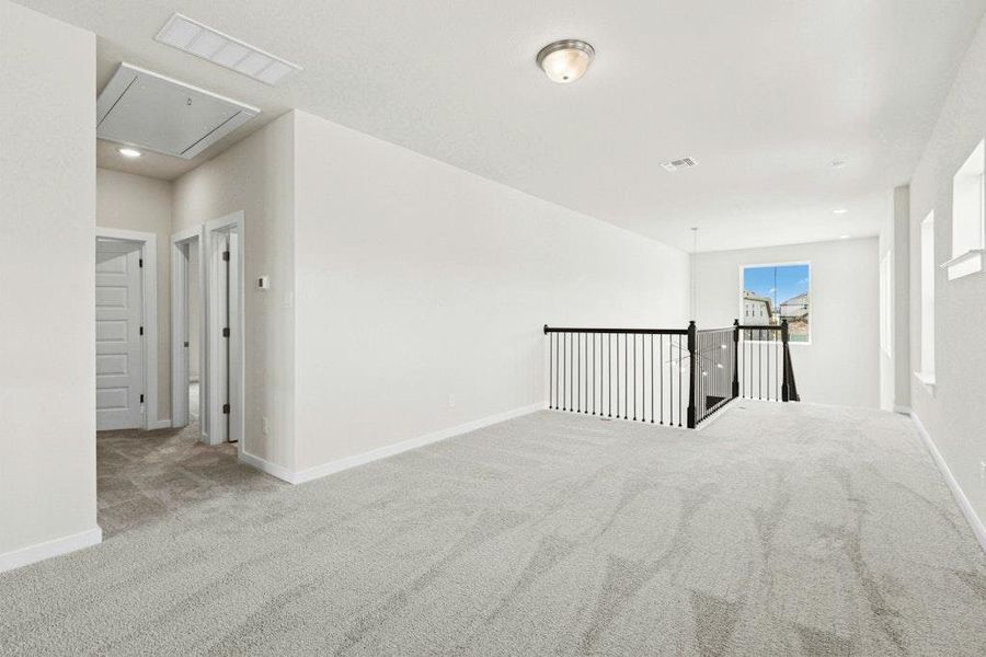 Spacious, unfurnished interior of a new home in Santa Rita Ranch, Liberty Hill (Image 25). Spacious, unfurnished interior of a new home in Santa Rita Ranch, Liberty Hill (Image 25).