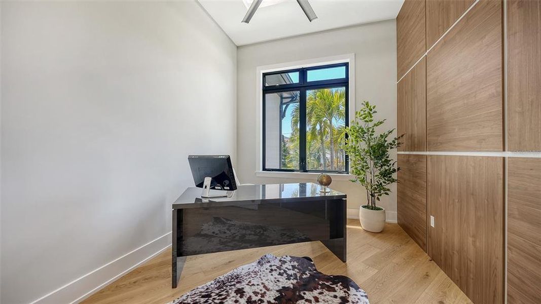 Furnished interior view inside a new home in , Sarasota (Image 9).