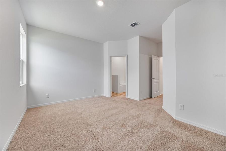Spacious, unfurnished interior of a new home in Poinciana, Poinciana (Image 14). Spacious, unfurnished interior of a new home in Poinciana, Poinciana (Image 14).