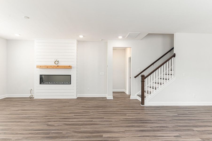 Spacious, unfurnished interior of a new home in , Summerville (Image 25).