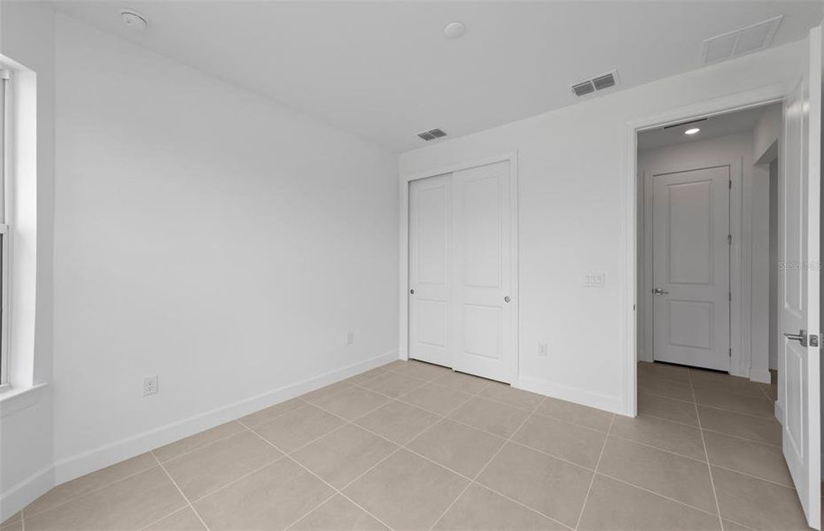 Spacious, unfurnished interior of a new home in Legacy Groves, Nokomis (Image 19).