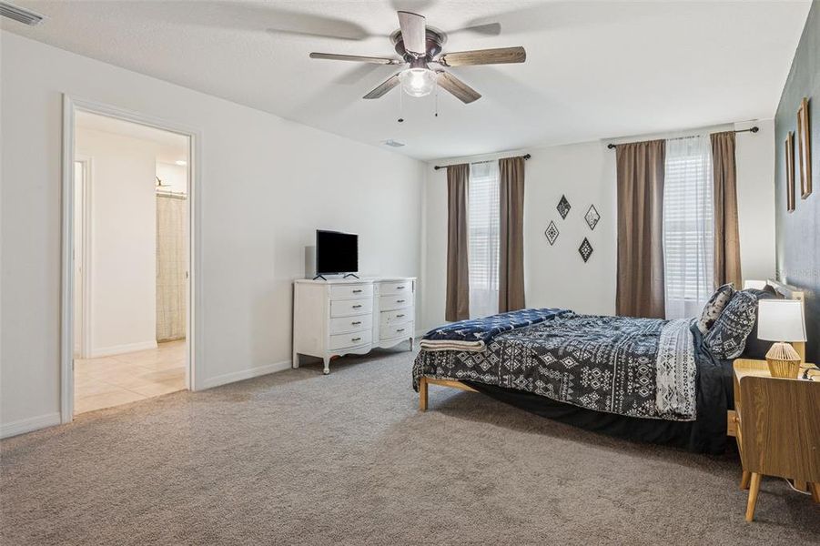 Furnished interior view inside a new home in Zephyr Ridge, Zephyrhills (Image 7). Furnished interior view inside a new home in Zephyr Ridge, Zephyrhills (Image 7).