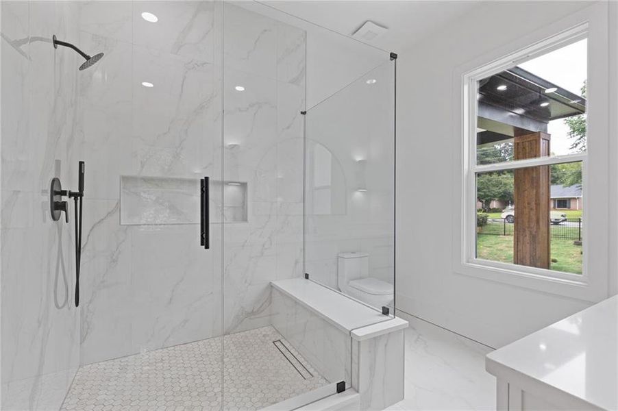 Furnished interior view inside a new home in , Lilburn (Image 46).