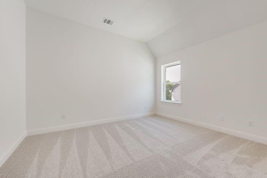 Spacious, unfurnished interior of a new home in Breezy Hill, Rockwall (Image 22). Spacious, unfurnished interior of a new home in Breezy Hill, Rockwall (Image 22).
