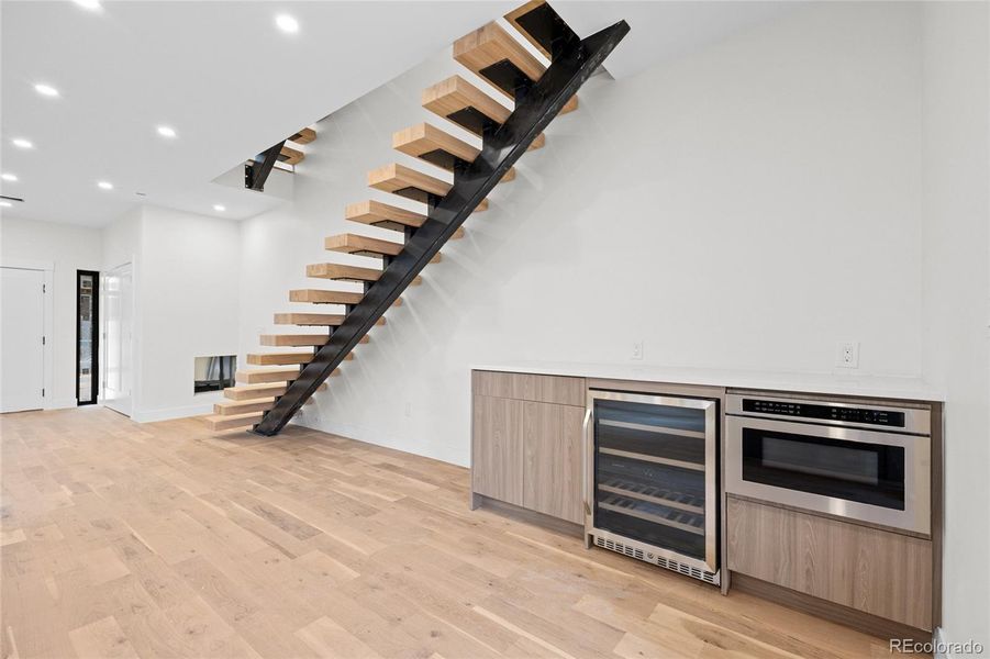 Spacious, unfurnished interior of a new home in , Denver (Image 23).