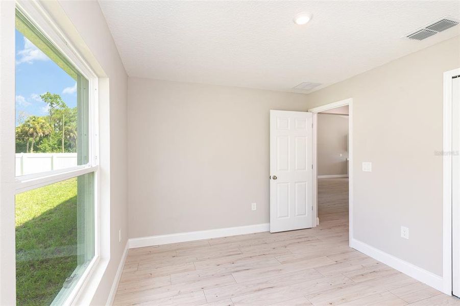 Image 29 of a home in .