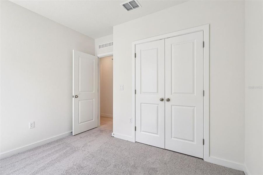 Spacious, unfurnished interior of a new home in Hamilton Bluff, Haines City (Image 30).