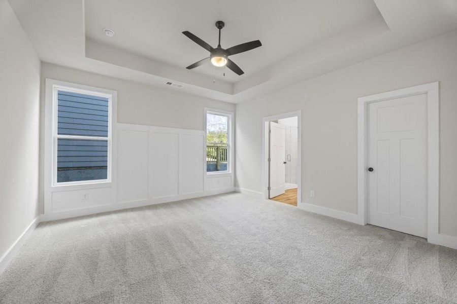 Spacious, unfurnished interior of a new home in , Hartwell (Image 21).