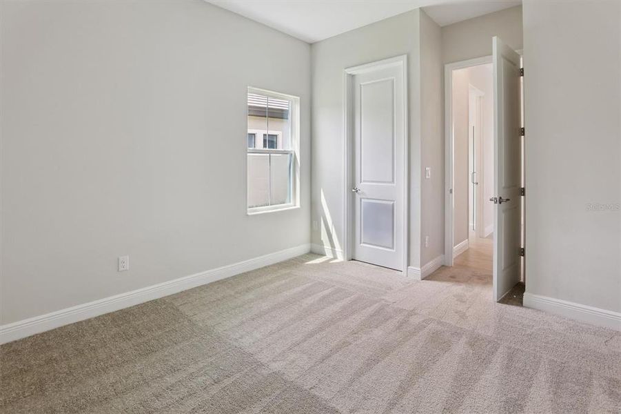 Spacious, unfurnished interior of a new home in Two Rivers, Zephyrhills (Image 36).