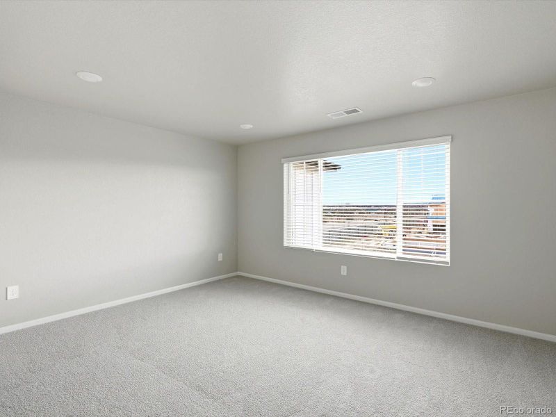 Spacious, unfurnished interior of a new home in York Station, Thornton (Image 24).