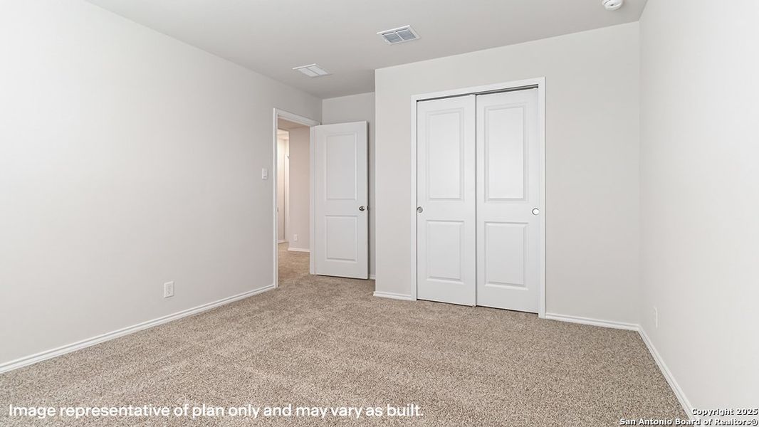 Spacious, unfurnished interior of a new home in Redbird Ranch, San Antonio (Image 22). Spacious, unfurnished interior of a new home in Redbird Ranch, San Antonio (Image 22).