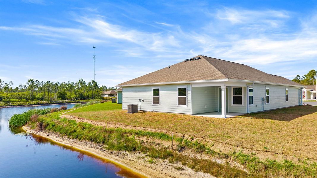 Exterior details and patio area of a home in Palmetto Bluff, Port Saint Joe (Image 4).