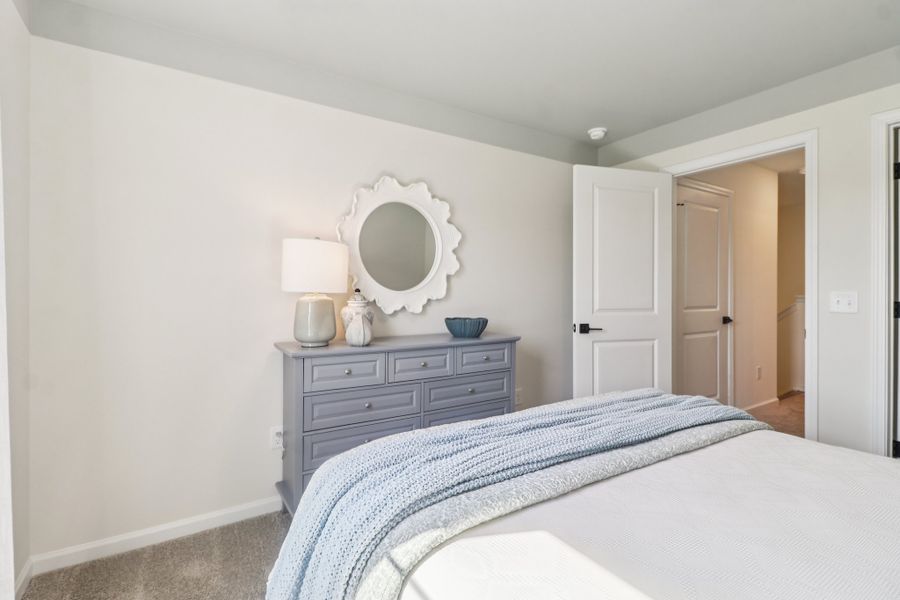 Representative furnished interior of a home built from the Briarwood II by Great Southern Homes in Bickley Station, Irmo (Image 35).