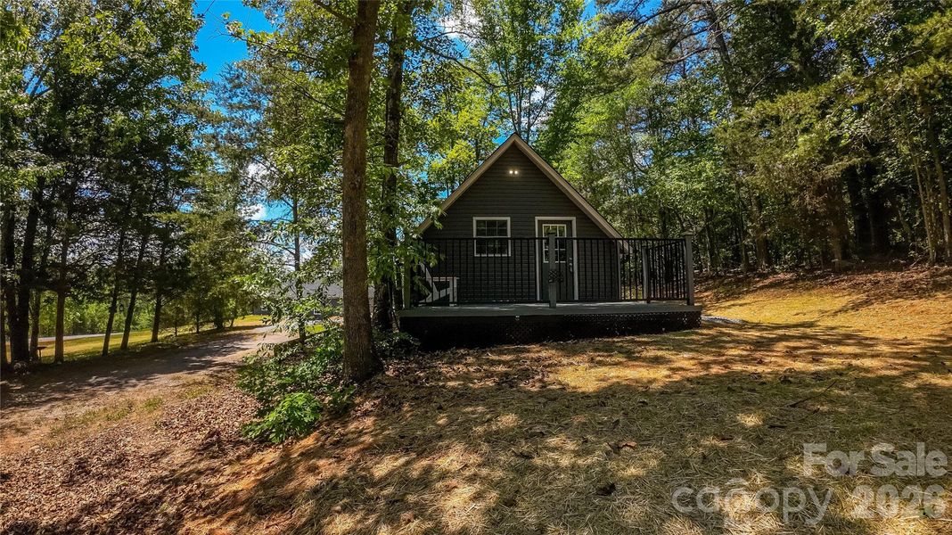 Image 38 of a home in .