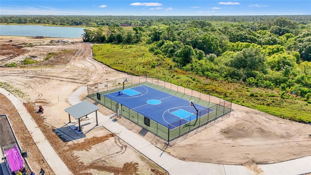Community amenities in , Sarasota (Image 65).