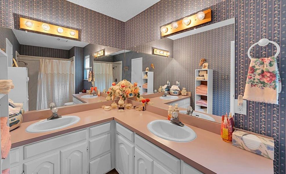 Furnished interior view inside a new home in , Whitney (Image 27).