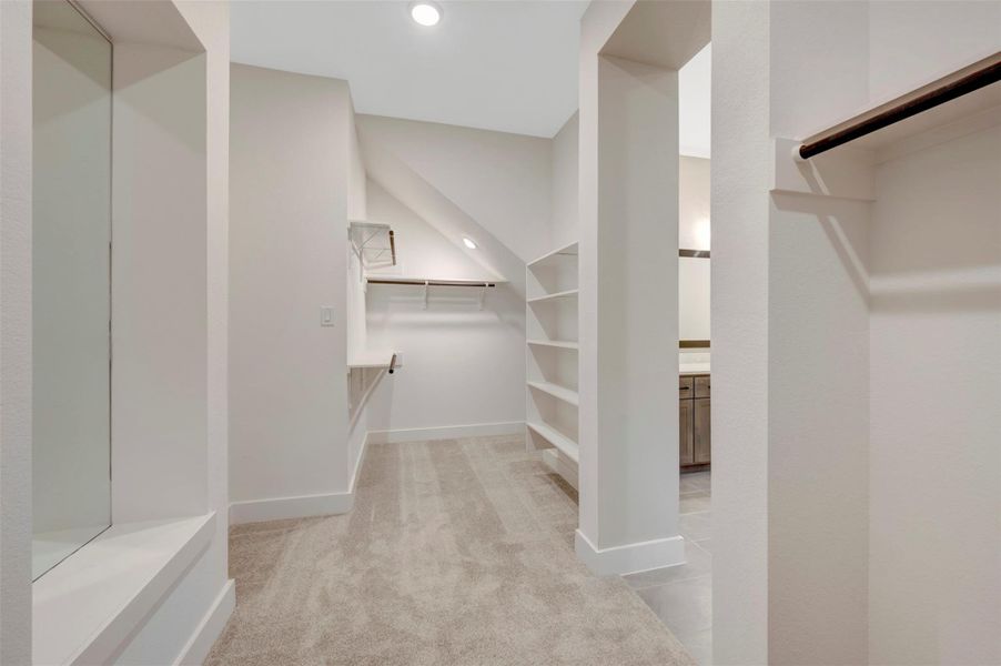 Spacious, unfurnished interior of a new home in ARTAVIA 50' Homesites, Conroe (Image 15).