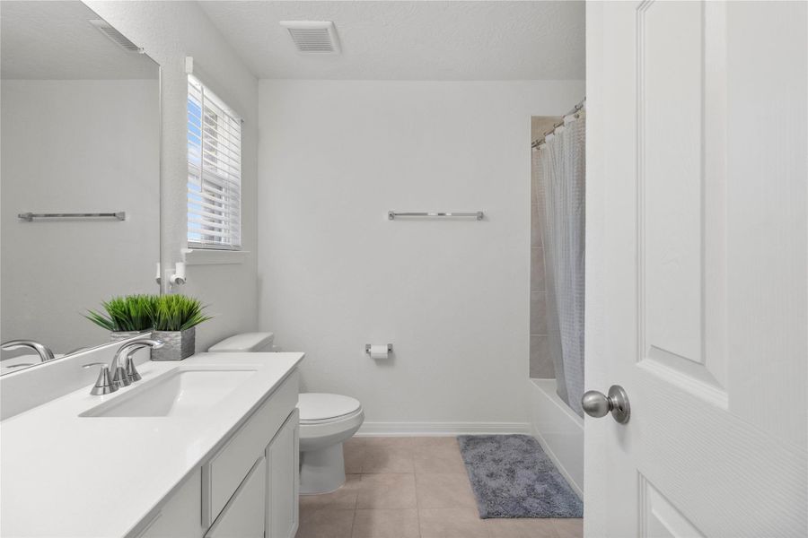 Furnished interior view inside a new home in , Houston (Image 15). Furnished interior view inside a new home in , Houston (Image 15).