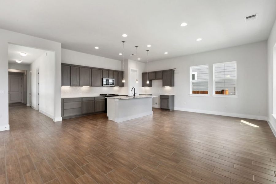 Representative furnished interior of a home built from the Eldorado by Pacesetter Homes in Easton Park, Austin (Image 16). Representative furnished interior of a home built from the Eldorado by Pacesetter Homes in Easton Park, Austin (Image 16).