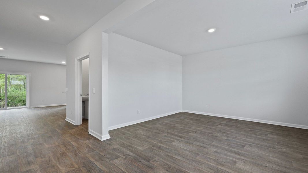 Spacious, unfurnished interior of a new home in The Ranch, Holly Hill (Image 16).
