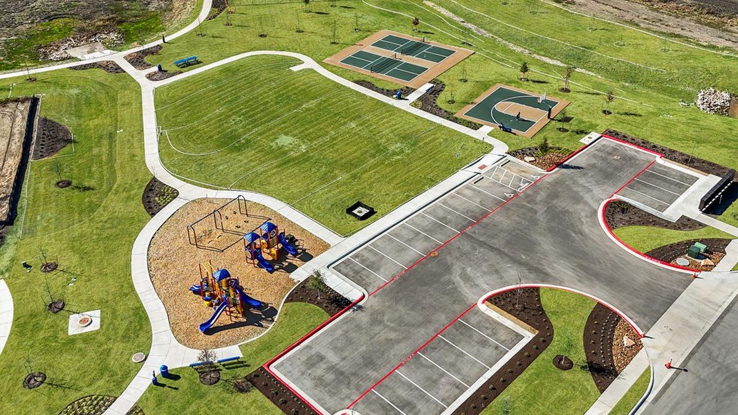 Community amenities in Monarch Ranch, Manor (Image 7).