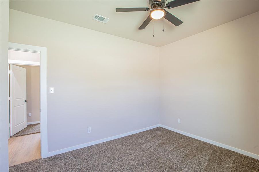 Spacious, unfurnished interior of a new home in , Bridgeport (Image 19).