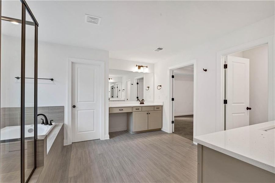 Image 33 of a home in Palmer Falls.