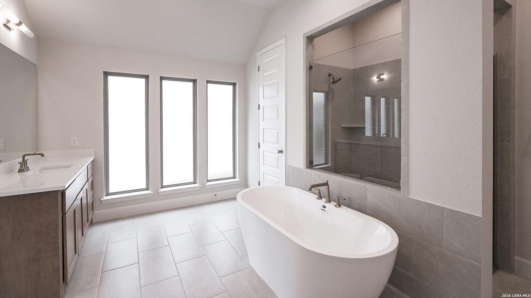Furnished interior view inside a new home in Johnson Ranch, Bulverde (Image 9).