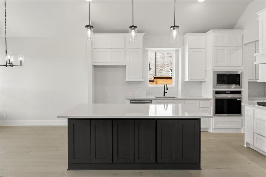 09. 1704 Possum - Kitchen