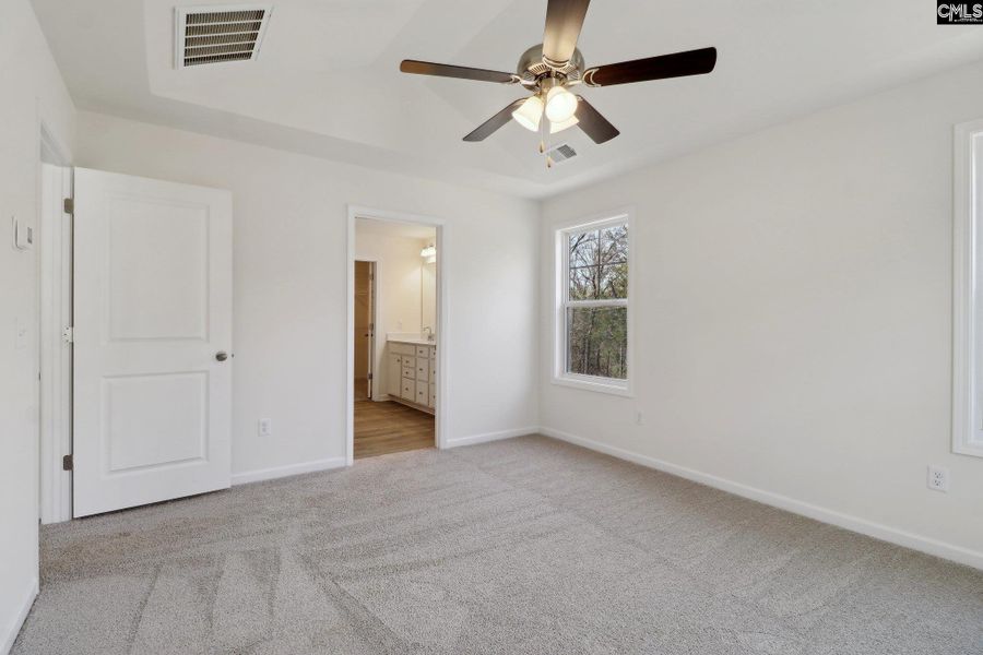 Spacious, unfurnished interior of a new home in Boykin Hills, Chapin (Image 21).