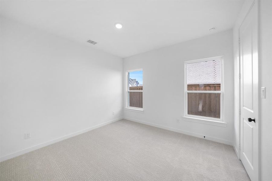 Spacious, unfurnished interior of a new home in Inspiration - Paradise Village, Lucas (Image 21). Spacious, unfurnished interior of a new home in Inspiration - Paradise Village, Lucas (Image 21).