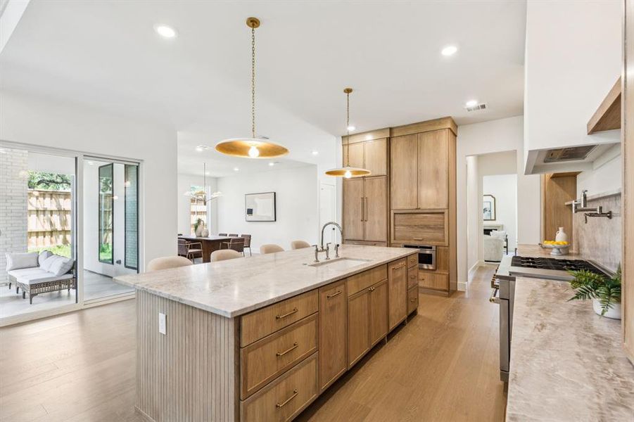 Furnished interior view inside a new home in , Dallas (Image 25).