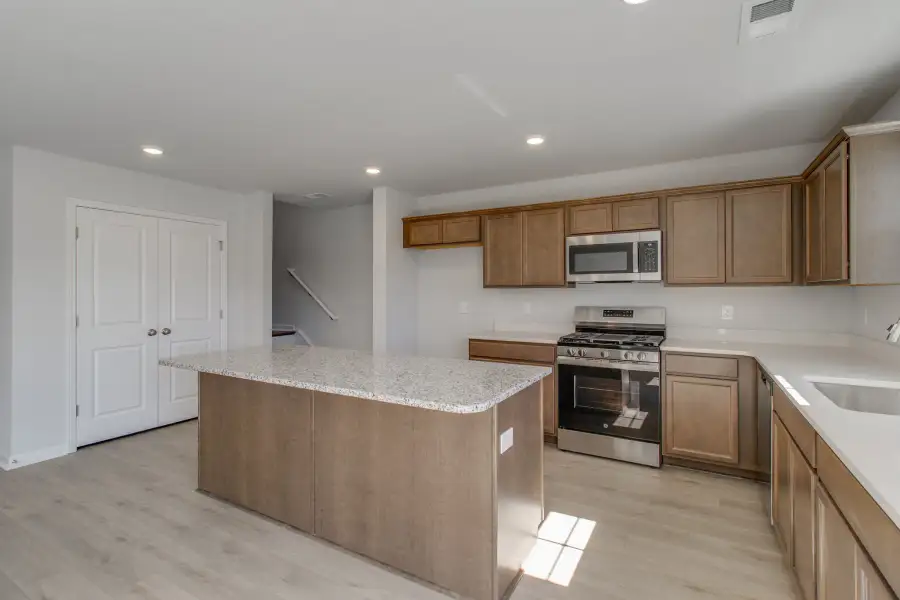 Furnished interior view inside a new home in Bluefield, Lexington (Image 8).