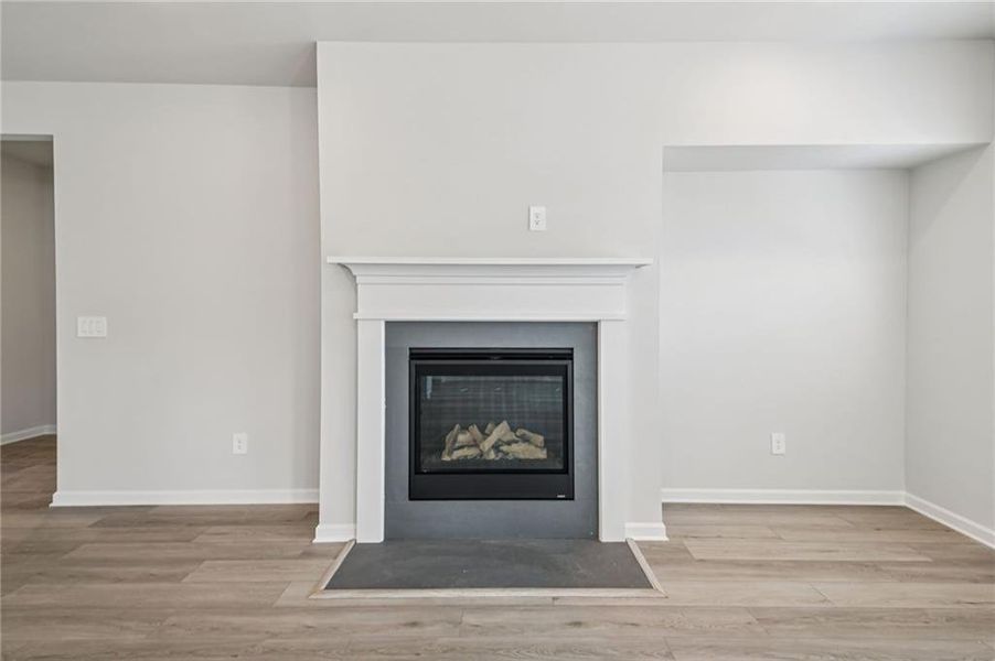 Spacious, unfurnished interior of a new home in Creekside at Oxford Park, Fairburn (Image 24).